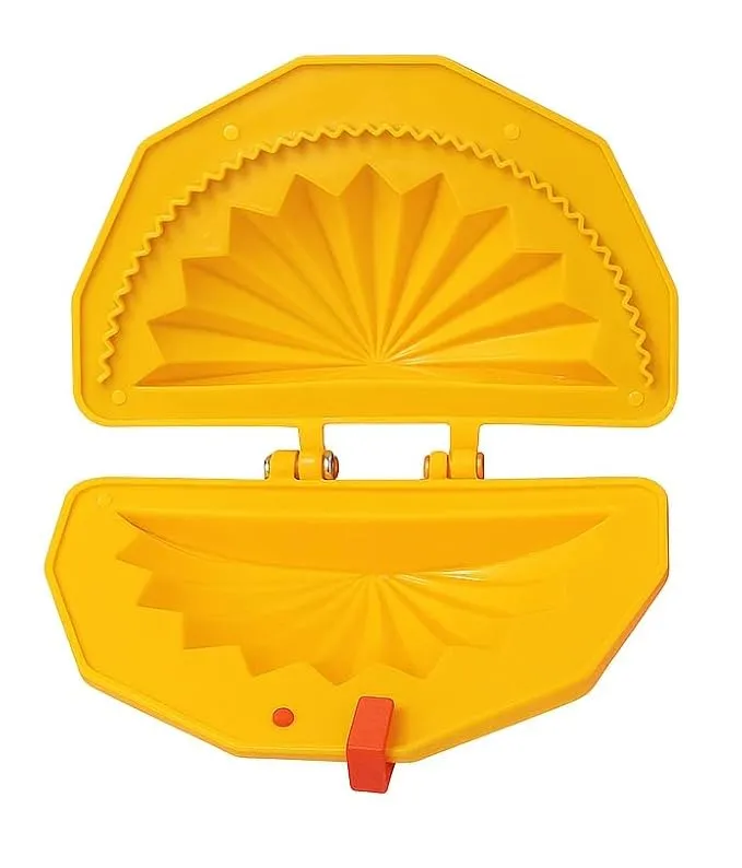 Gade Royal Karanji Maker